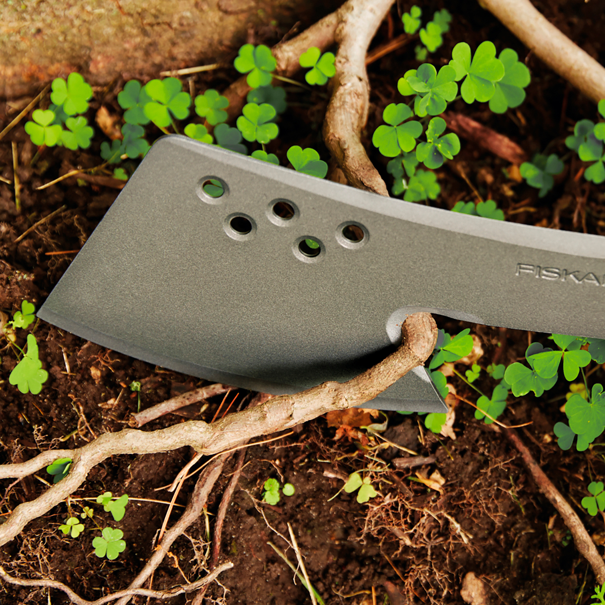 Топорик садовый "solid" (1/4) "fiskars" 1051234