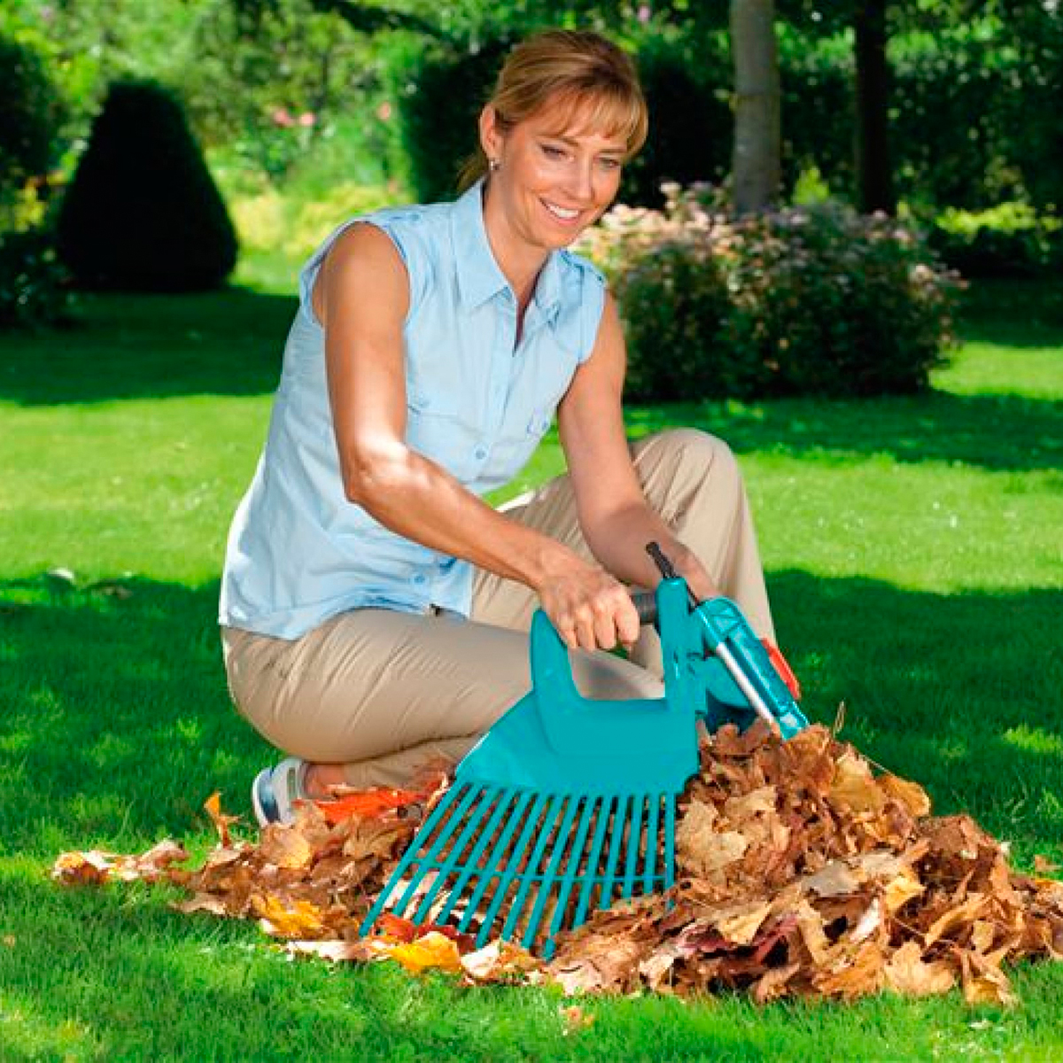 Грабли веерные пласт. складные 770 мм (насадка для комбисистемы) (1/3) "gardena" 03107-20.000.00