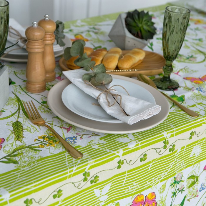 Скатерть "доляна" полевые цветы 110*144 см (1/30) 2058668