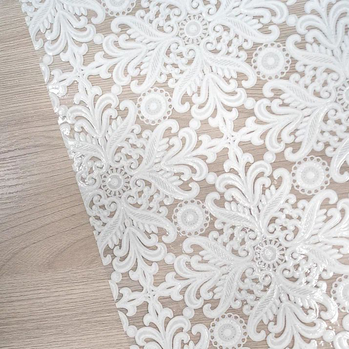 Скатерть пвх "муза" 132*180 см арабеска (1/12) 014-white