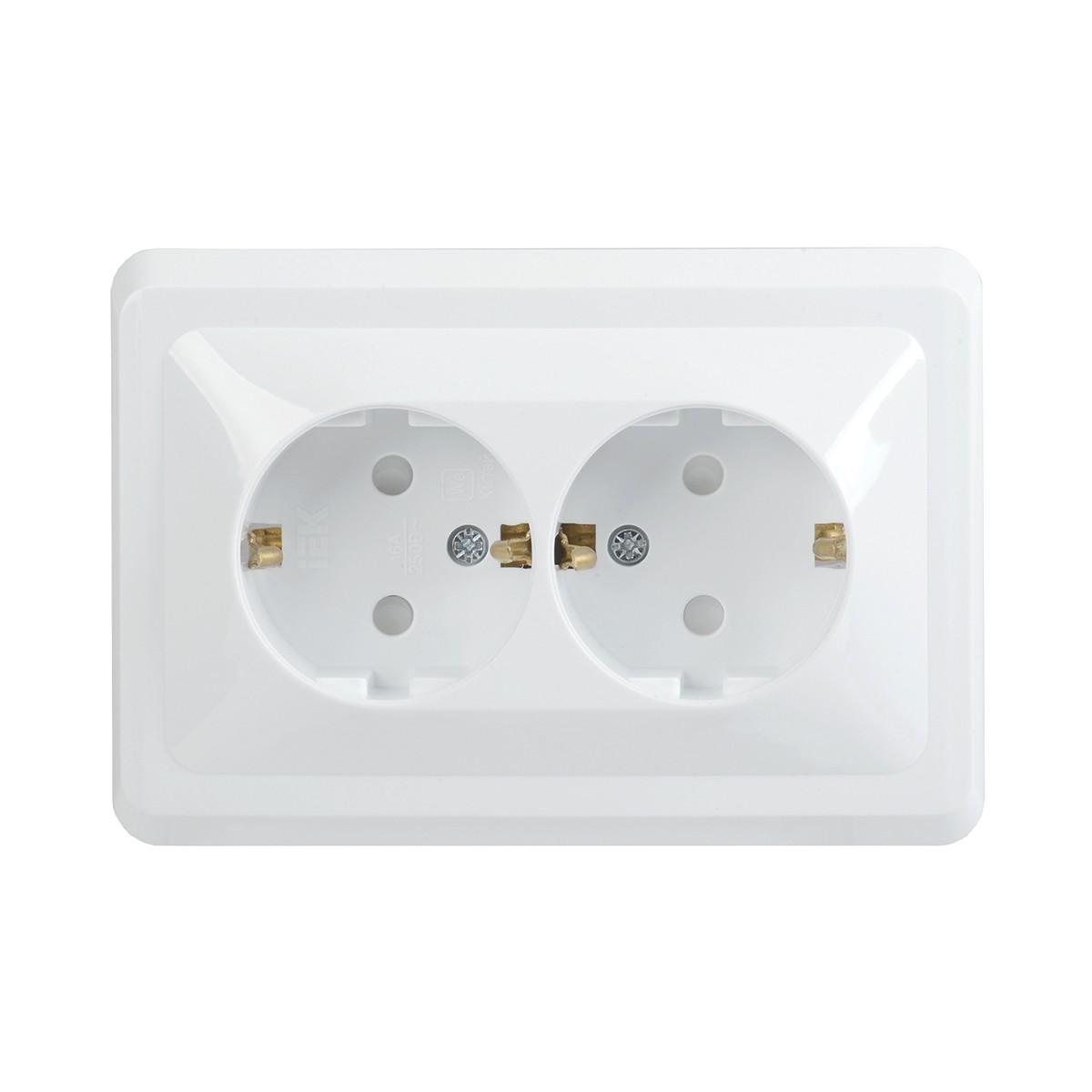 Розетка "вега" 2-х местн. с заземл, с шторк. рсш12-3-вб, 16а, белый (1/25/100) "iek"