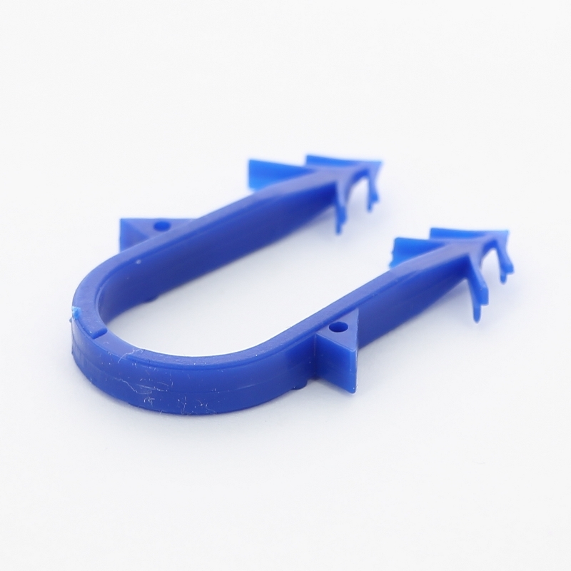 Скоба-фиксатор UNI-FITT для труб в кассете (кассета 30 шт), цена за 1 скобу