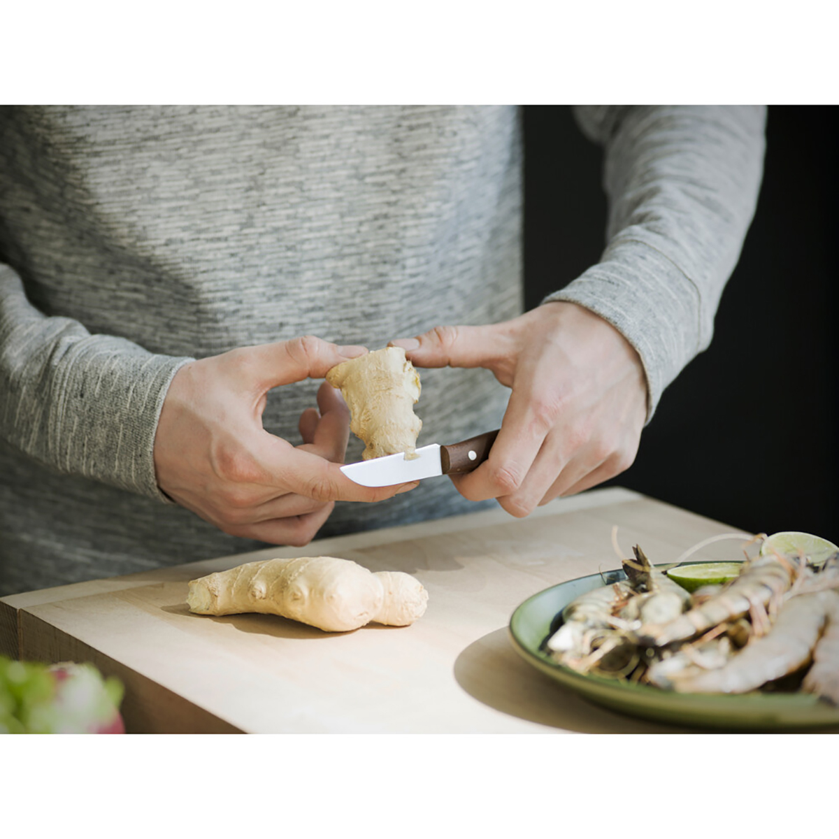 Нож для овощей "norr"  7 см (1/4) "fiskars" 1016475