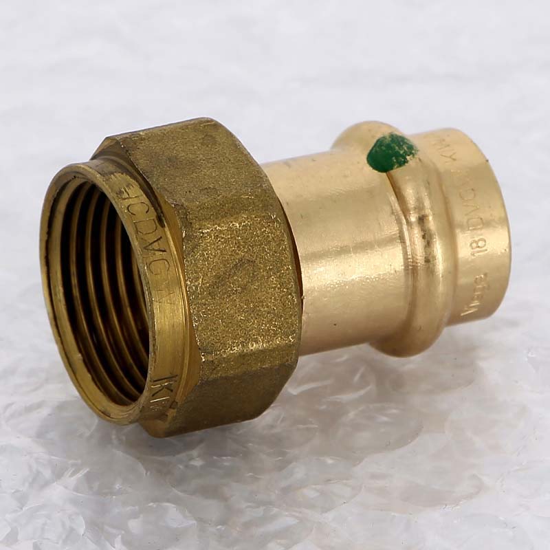 Муфта пресс-В с накидной гайкой и плоским уплотнением 18x3/4' Sanpress VIEGA