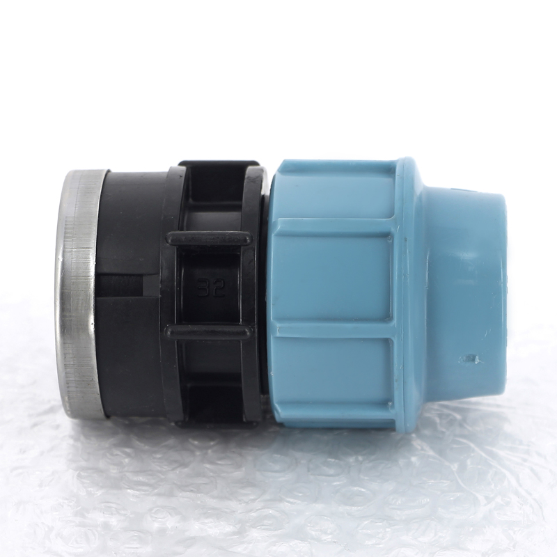 Муфта обжимная ВР 32 x 1"1/4 для водопроводных ПНД труб UNIDELTA