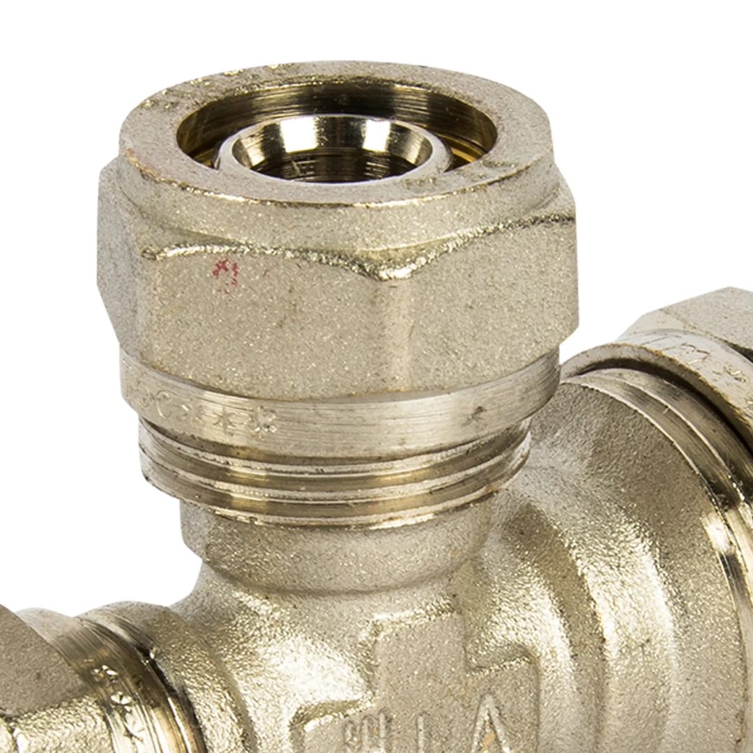 Тройник обжимной для металлополимерных труб 26 х 20 х 16 мм VALTEC