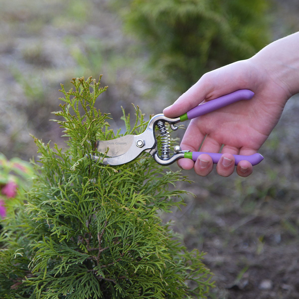 Секатор прямой цельнометал. 200 мм, обрезин. рукоятка (1/10/60) "don gazon" 134-0200