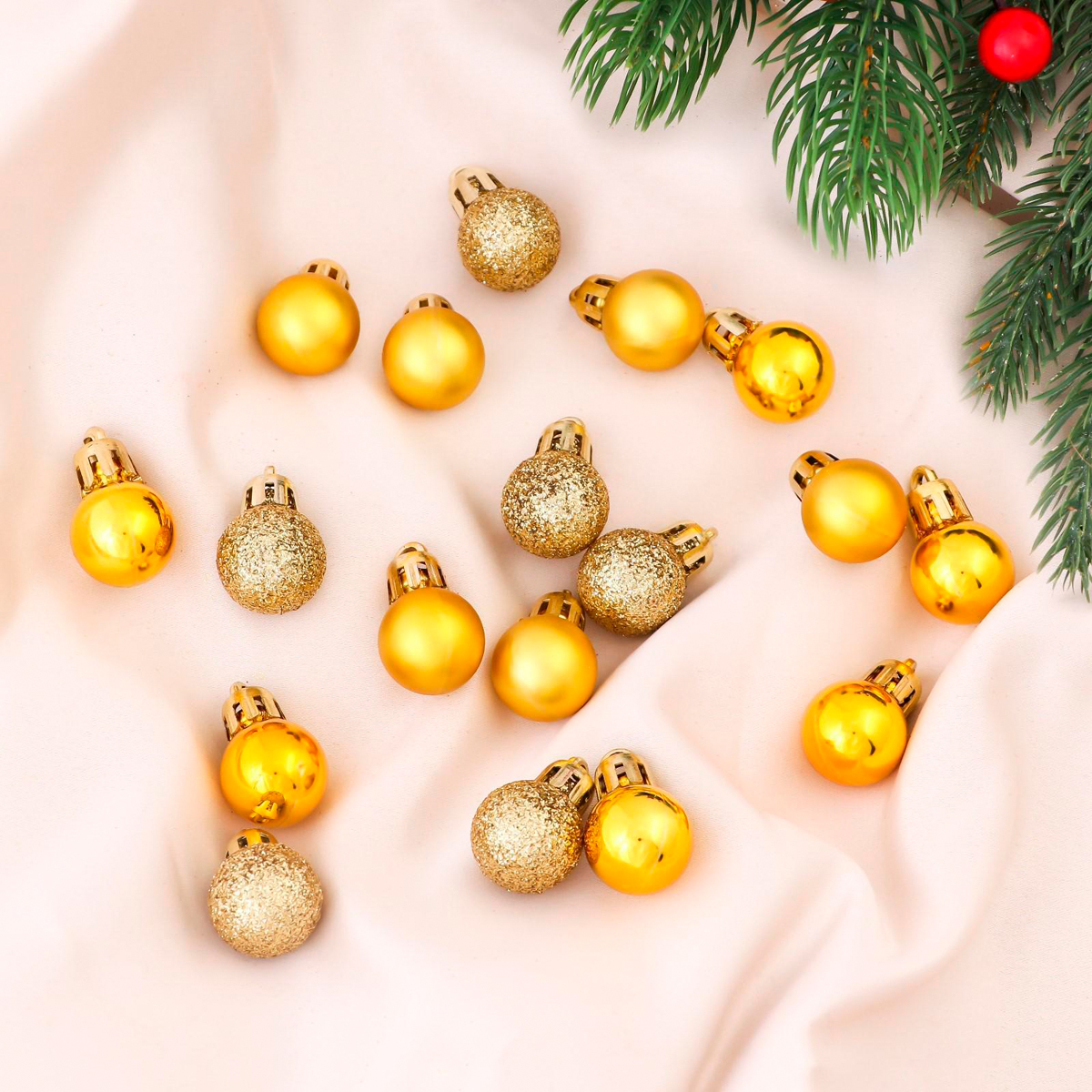 Шары новогодние d-2 см (набор 18 шт.) "небылица" золото "зимнее волшебство"  6536789