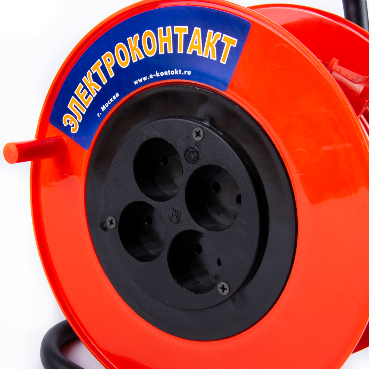 Удлинитель на катушке 4 розетки 30 м  пвс 2*0,75 мм (1/2)  (ух10-004 30 м)