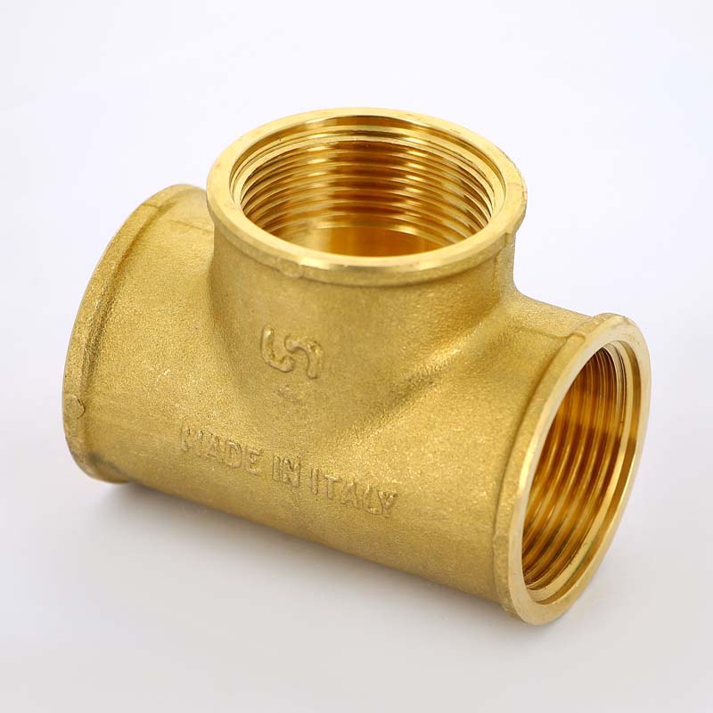 Тройник резьбовой (ВР) 1"1/4 латунь UNI-FITT