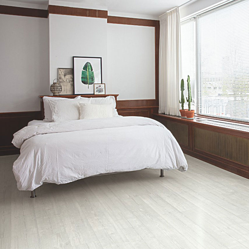 ПВХ-плитка Quick Step LIVYN Pulse Click PUCL 40204 Сосна светло-серая