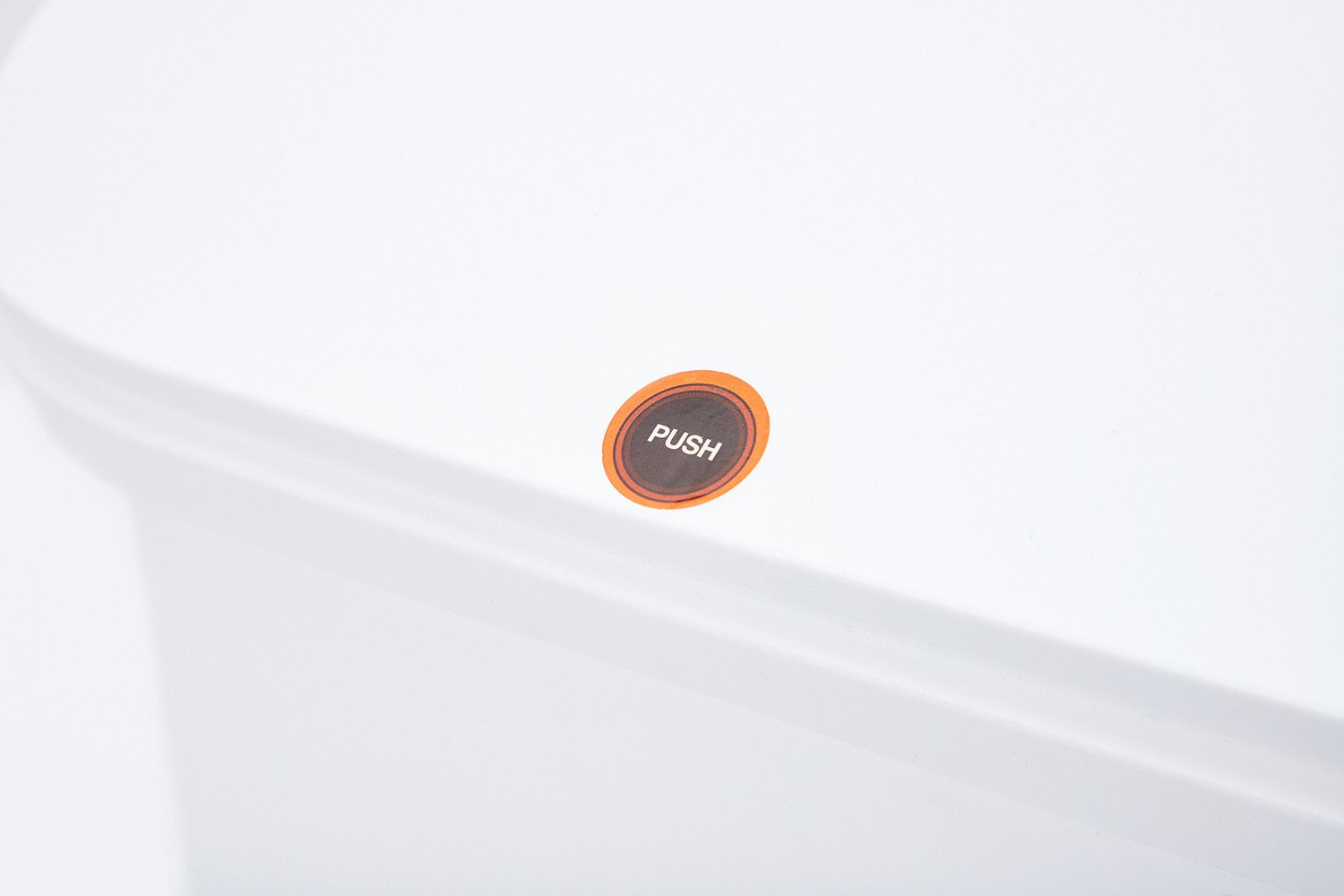 Бак пласт. для мусора 20 л прямоуг. с крышкой (белый) (1/12) "happi dome" hdb-10930-wht