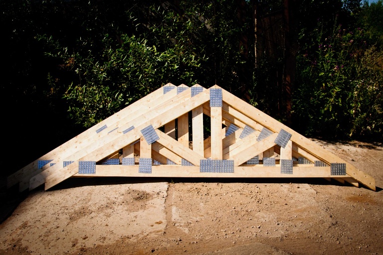 Перфорированная крепежная гвоздевая пластина для Руспанель - Ruspanel Кремлевского Блока и СИП панелей Размер - Дл 95 Шир 45 цена за 1 шт.