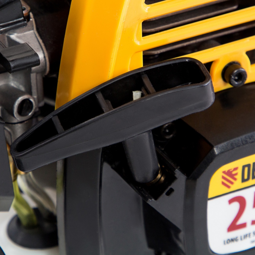 Триммер бензиновый DR-25, 25 см3, неразъемная штанга, состоит из 2 частей Denzel (96270)