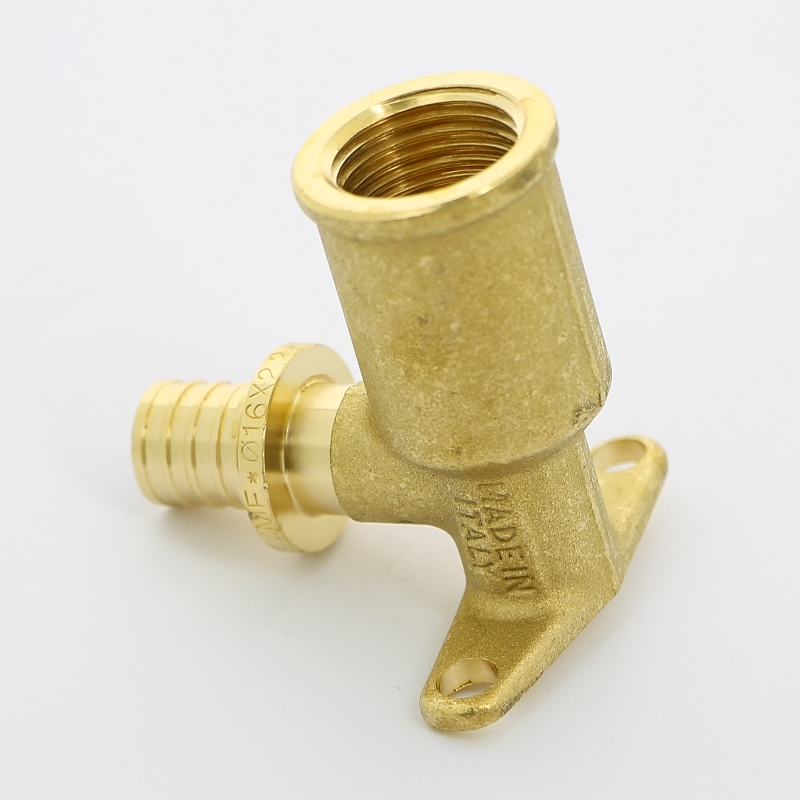 Водорозетка 16 x 1/2" ВР аксиальная для труб H=55 mm PE-X UNI-FITT