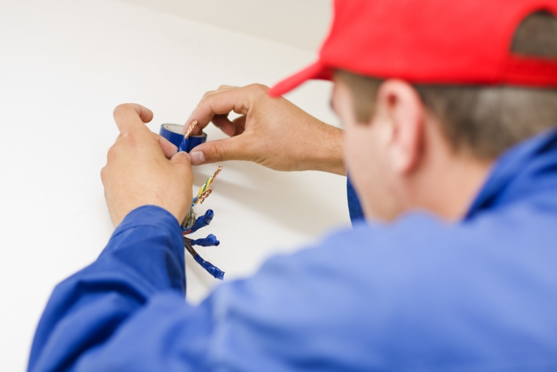 Изолента пвх 19 мм х 20 м красная, 150 мкм (10/60) "unibob"