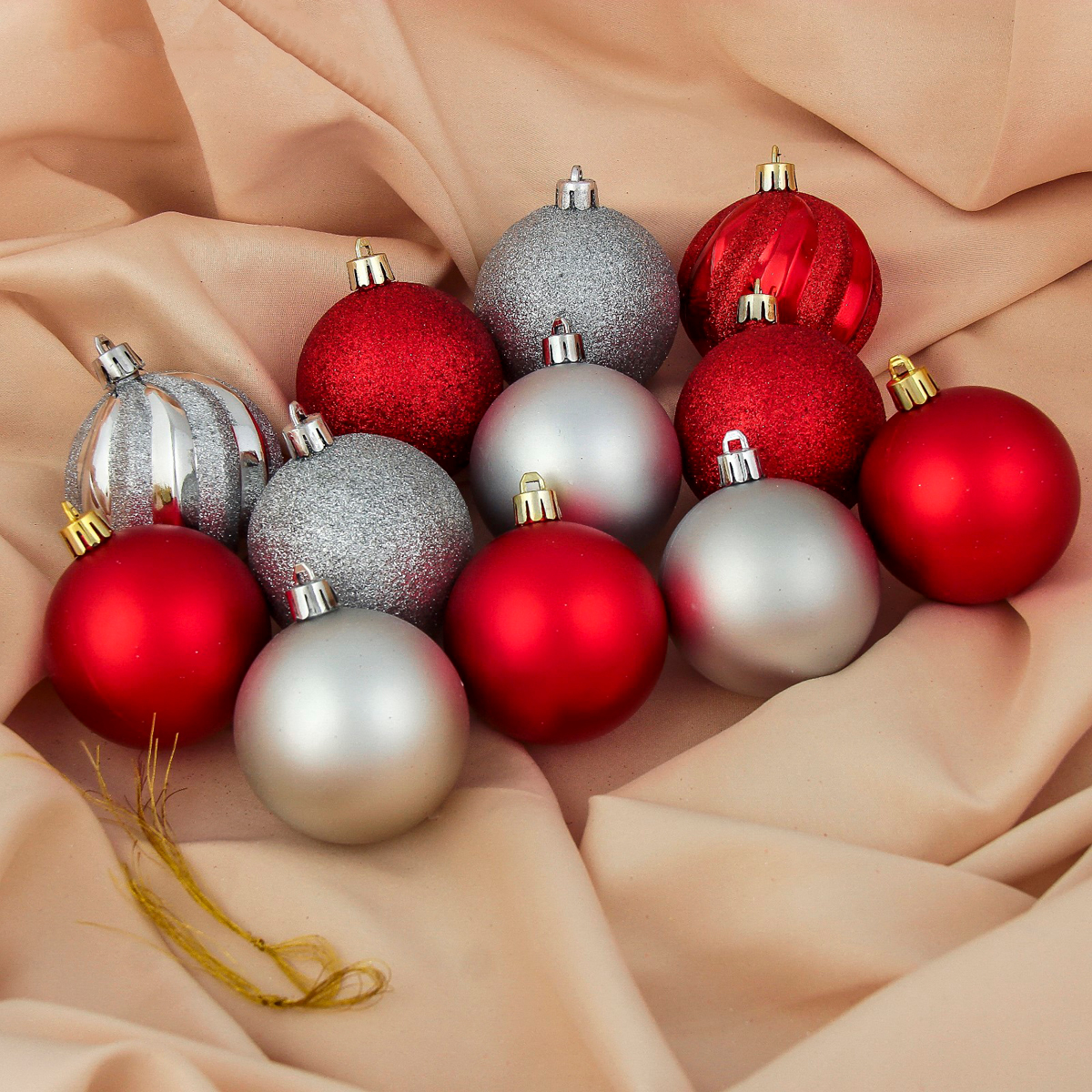 Шары новогодние d-6 см (набор 12 шт.) "улыбка" серебристо-красный 3276729