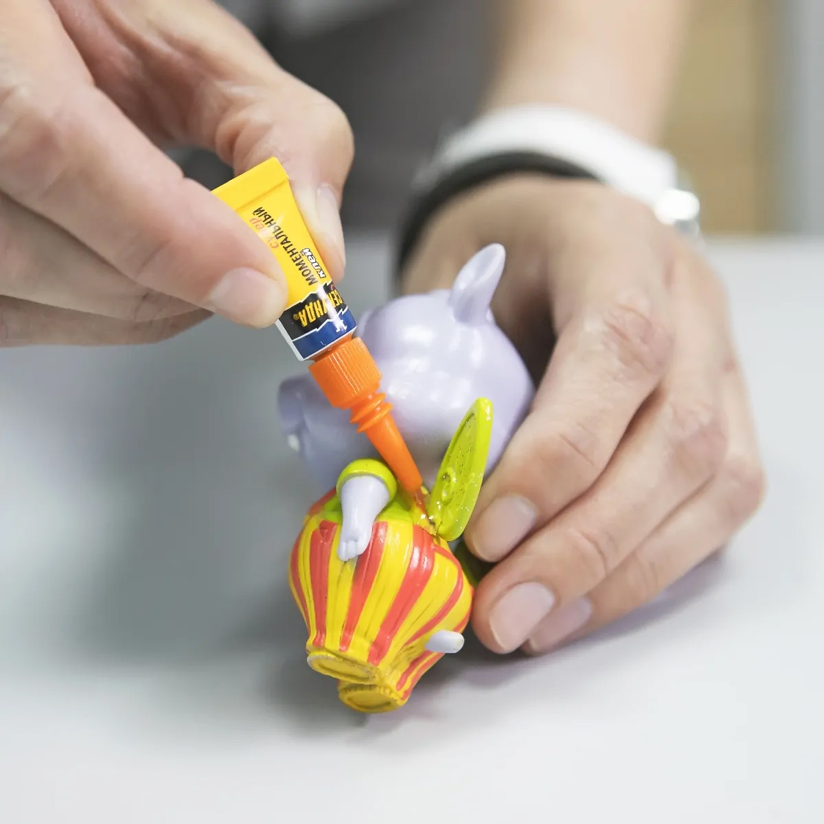 Клей "моментальный " 1 г на блистер-карте (16/288) "секунда" 403-205