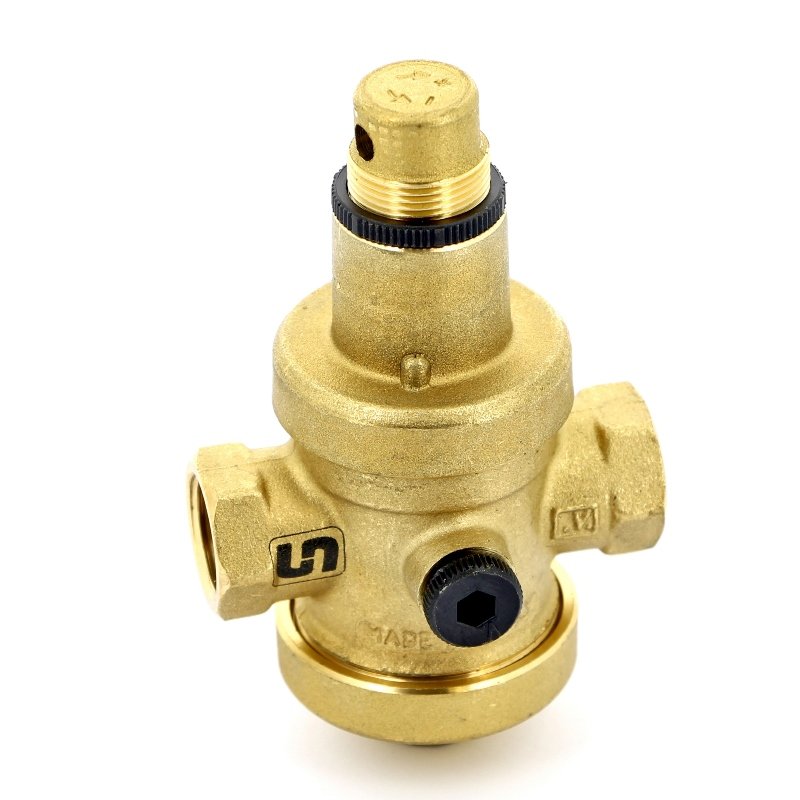 Редуктор давления UNI-FITT 1/2" латунь полный проход с 2-мя отверстиями под манометр