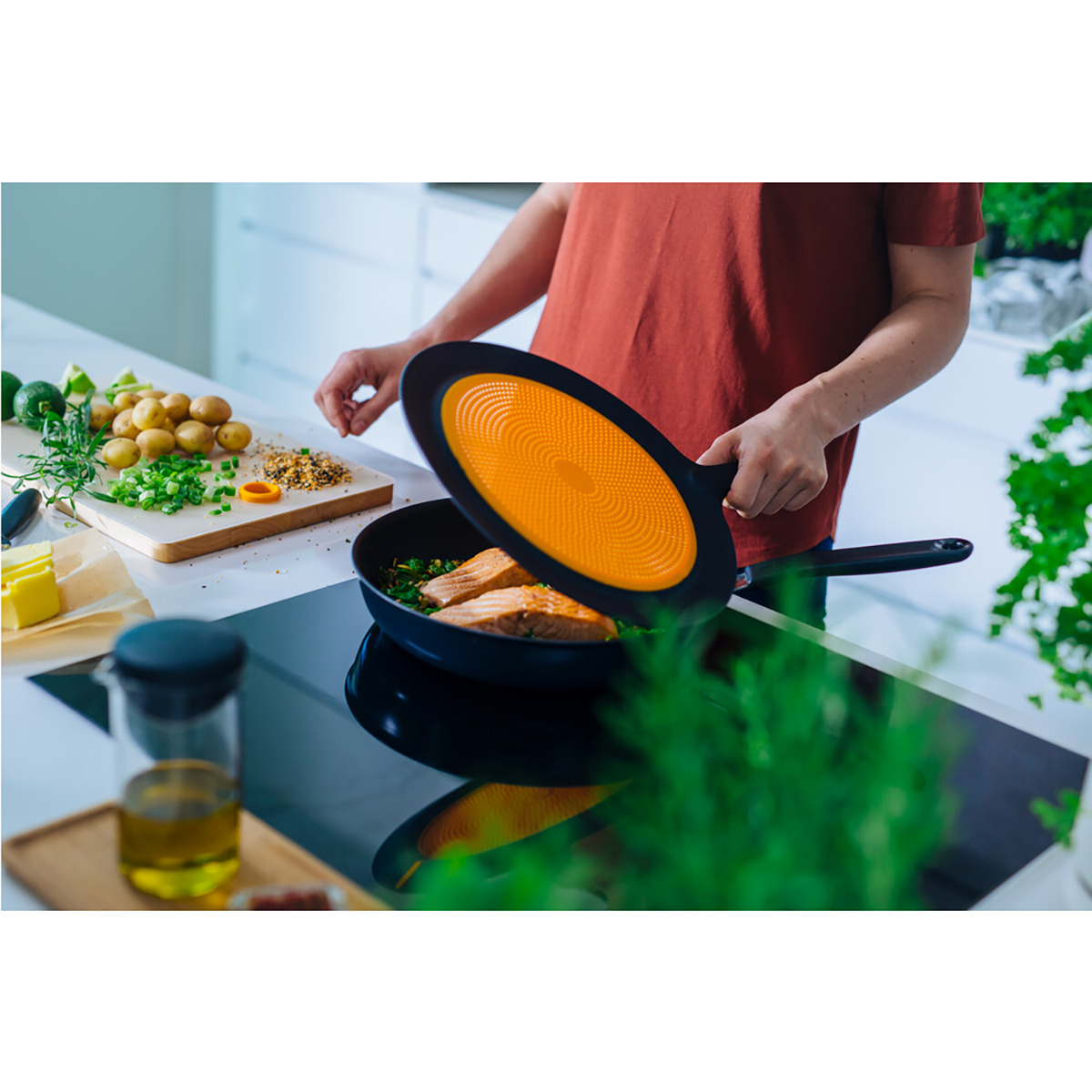 Сковорода антипригарн. "functional form" 28 см (1/6) "fiskars" 1026574