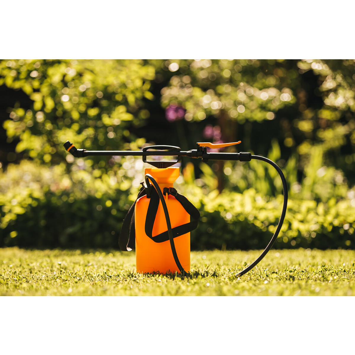 Опрыскиватель садовый 5 л (1/4) "fiskars" 1025934