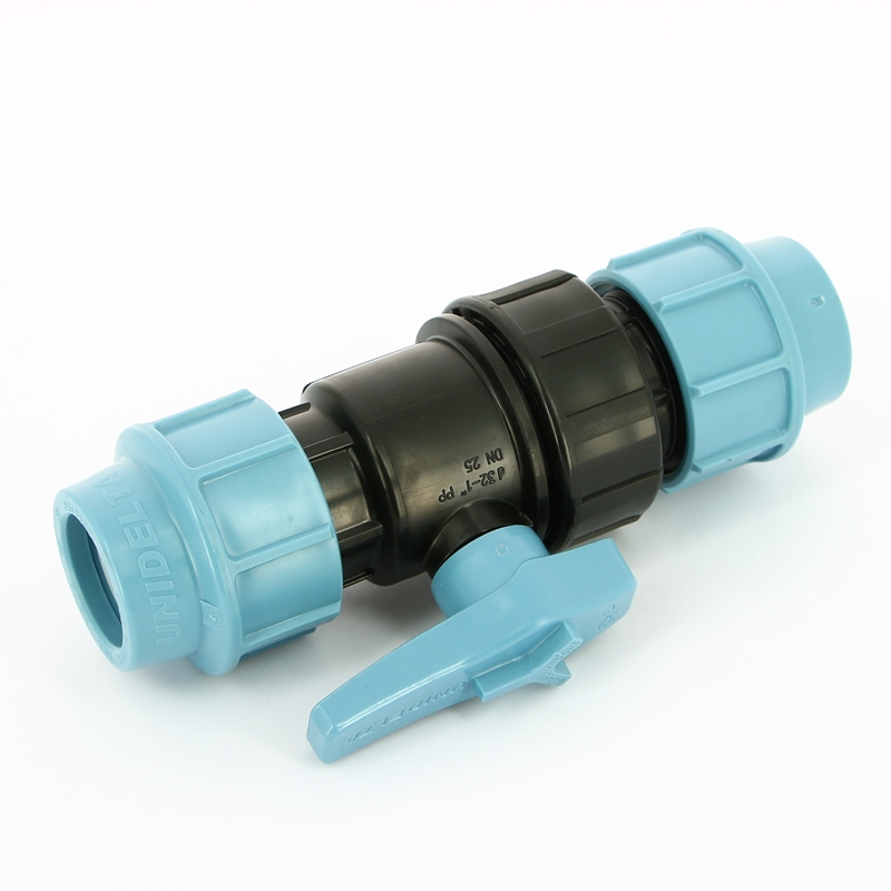 Кран шаровый переходной 32 x 1" ВР с ручкой типа флажок для труб ПНД UNIDELTA