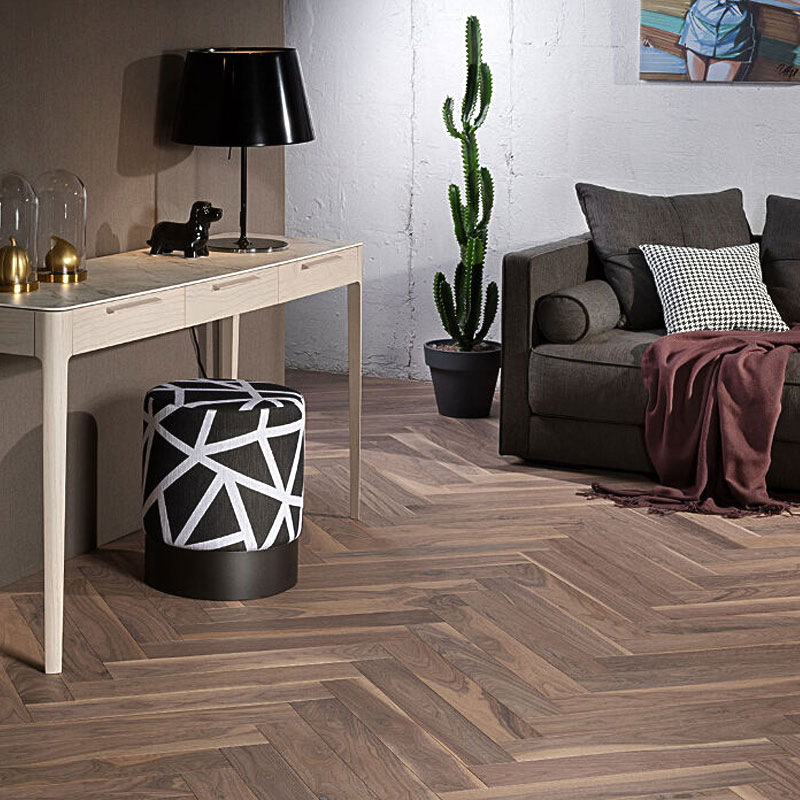 Coswick Английская ёлка 3-х слойная T&G шип-паз (90°) 1322-3510 Туманный рассвет (Порода: Американский орех)