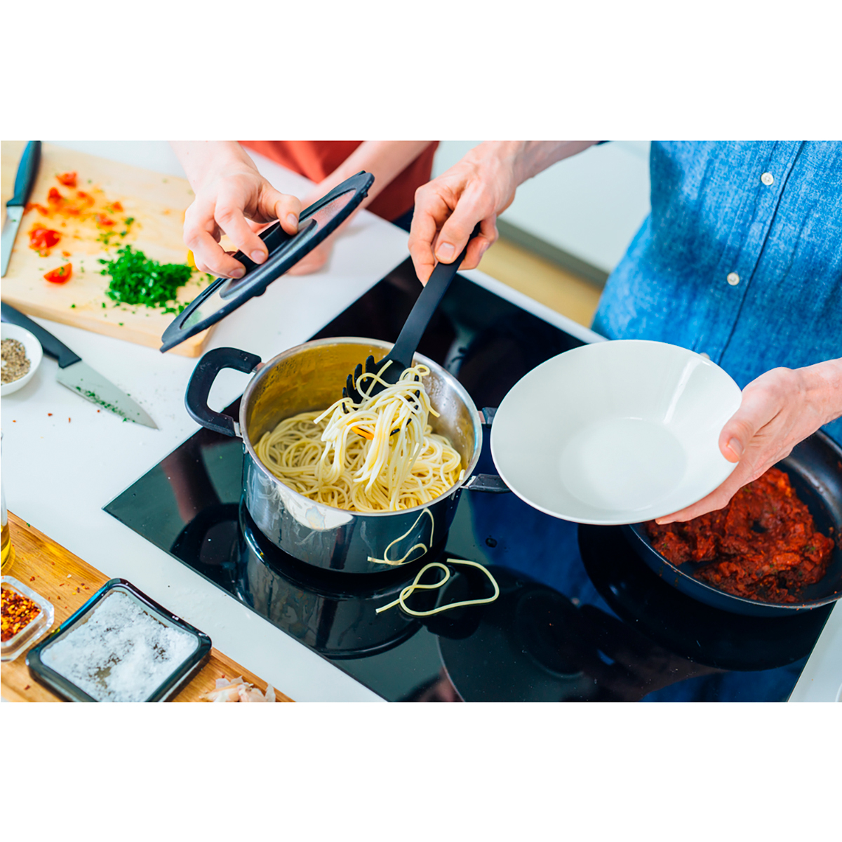 Ложка для спагетти "functional form" (1/6) "fiskars" 1027301