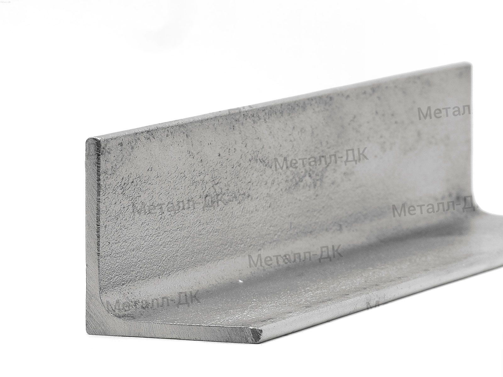 Уголок металлический 50х50х5