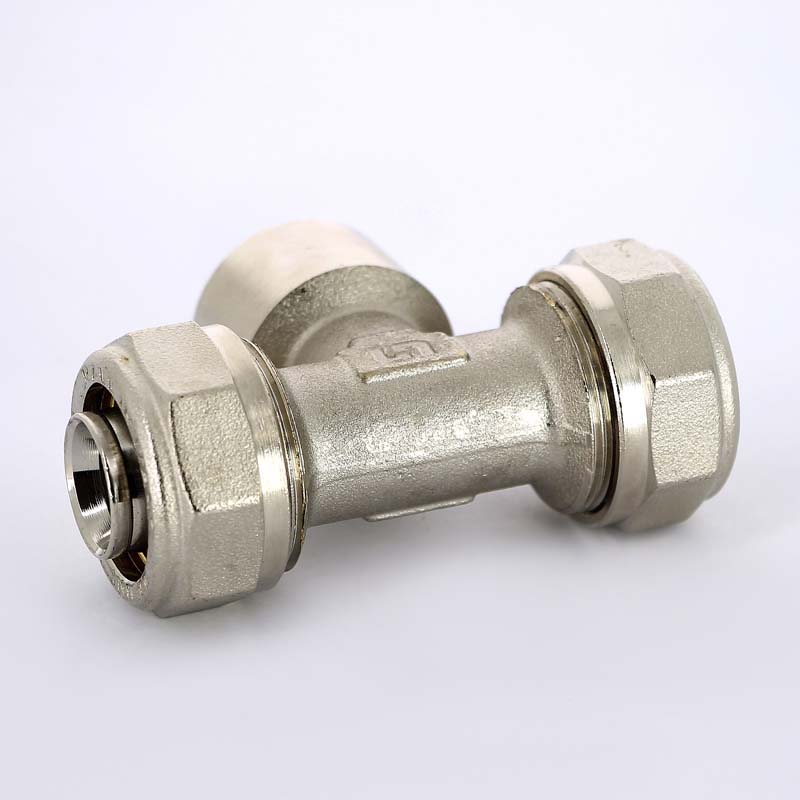 Тройник обжимной ВР 26 х 1" х 26 UNI-FITT для м/п труб