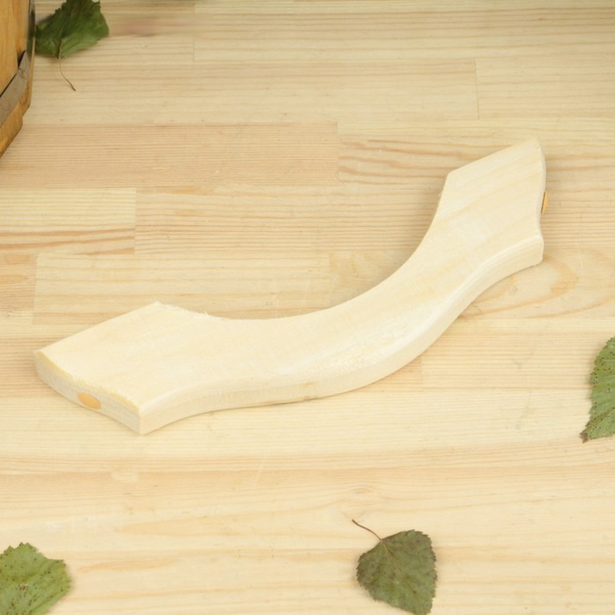 Ручка дверная "интересная", липа (1/300) "добропаровъ" 2321483