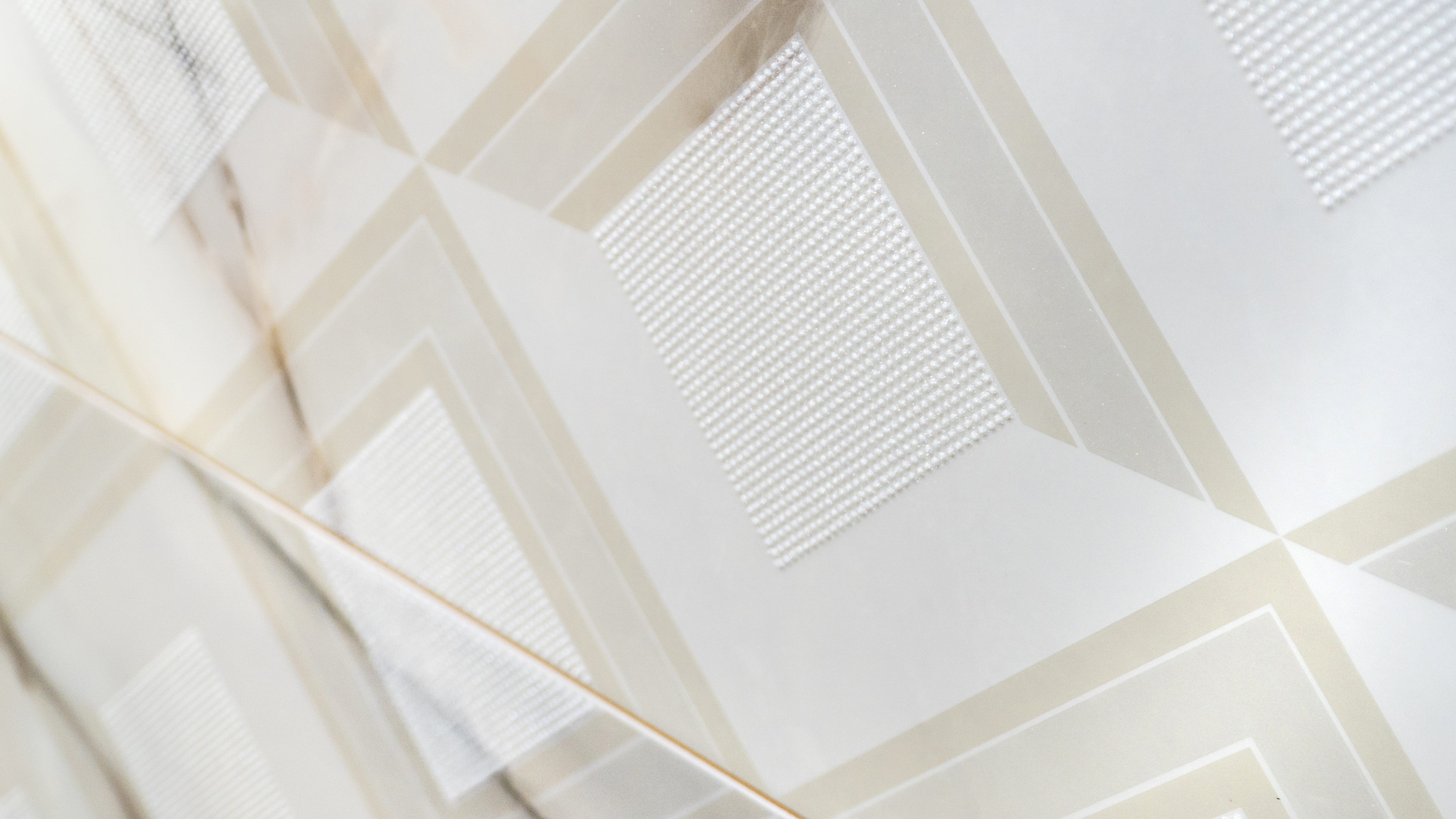 Lumis бежевый 25x75