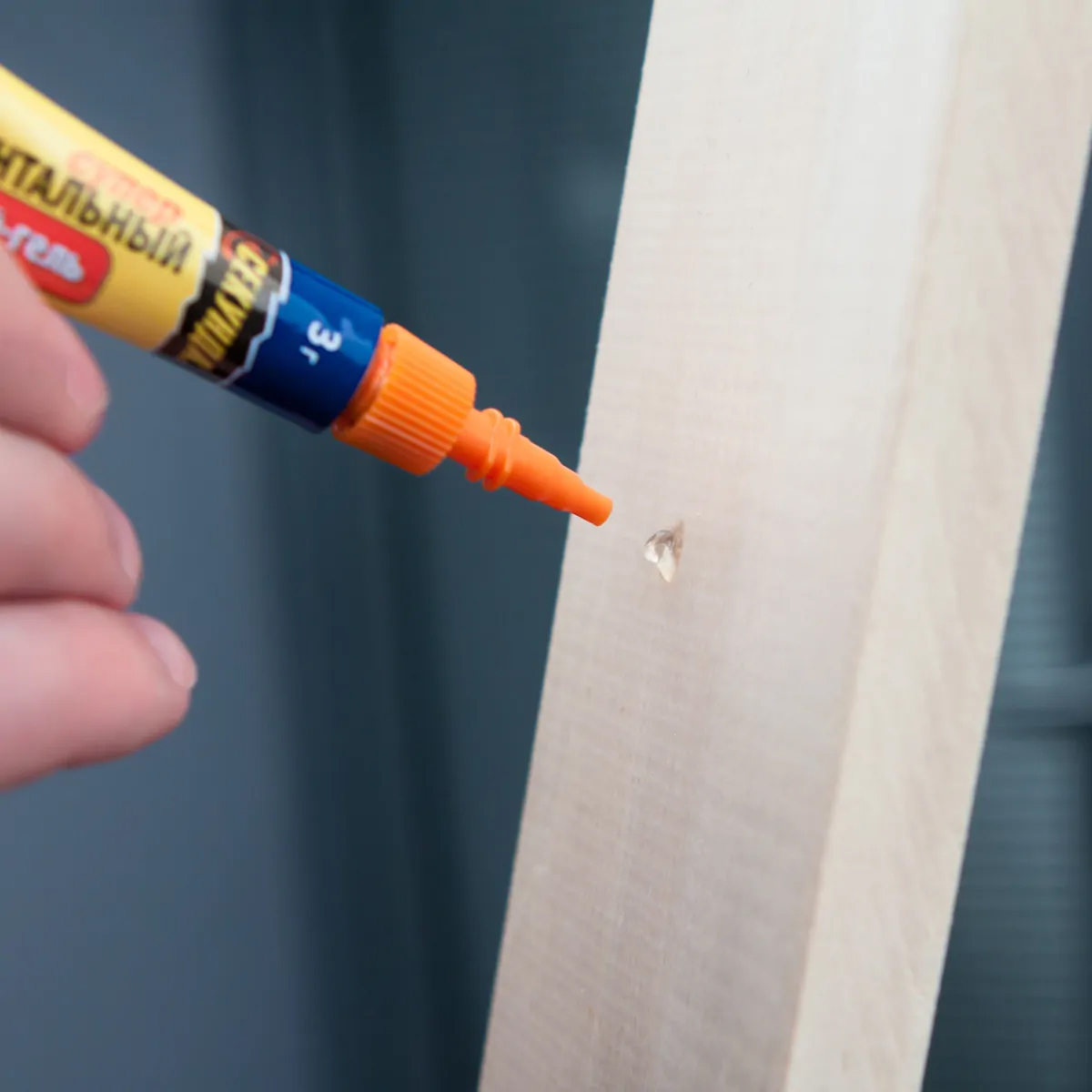 Клей "моментальный " гель 3 г в шоу-боксе (12/144) "секунда"