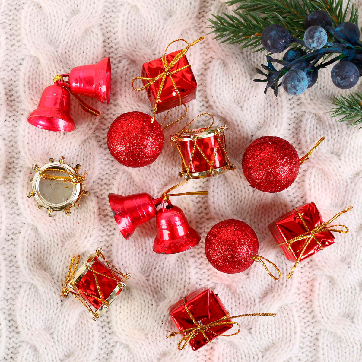 Набор елочных украшений 11 шт. "лавра" (3 подарка, 2 колокол, 3 шара, 3 барабана) 730240