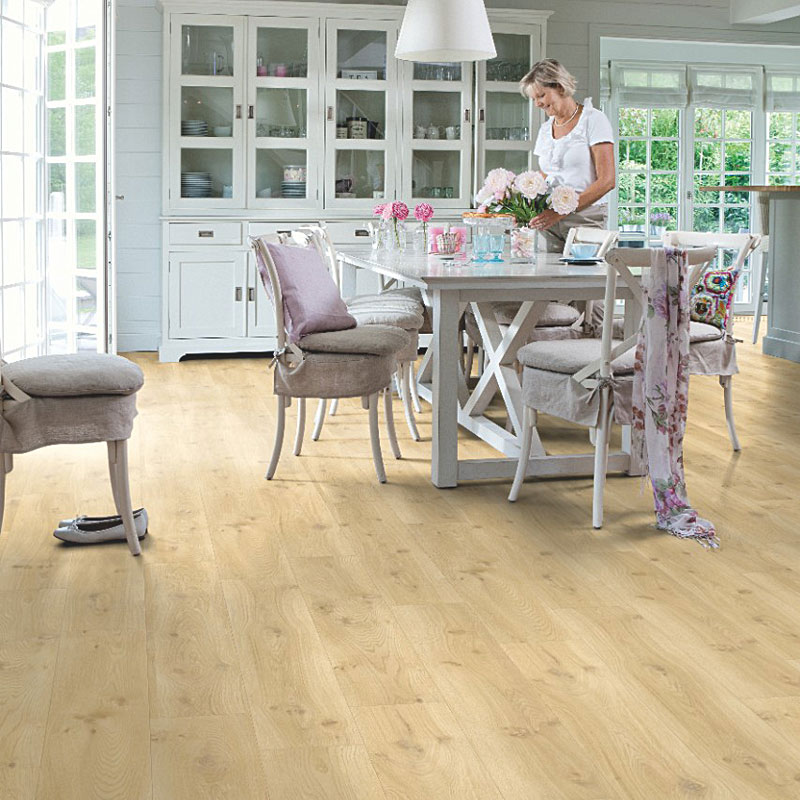ПВХ-плитка Quick Step LIVYN Balance Glue Plus BAGP 40018 Бежевый дуб