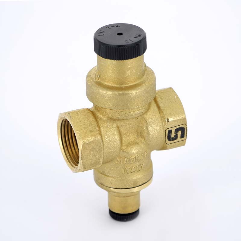 Редуктор давления UNI-FITT COMPACT 3/4" латунь стандартный проход с отверстием под манометр