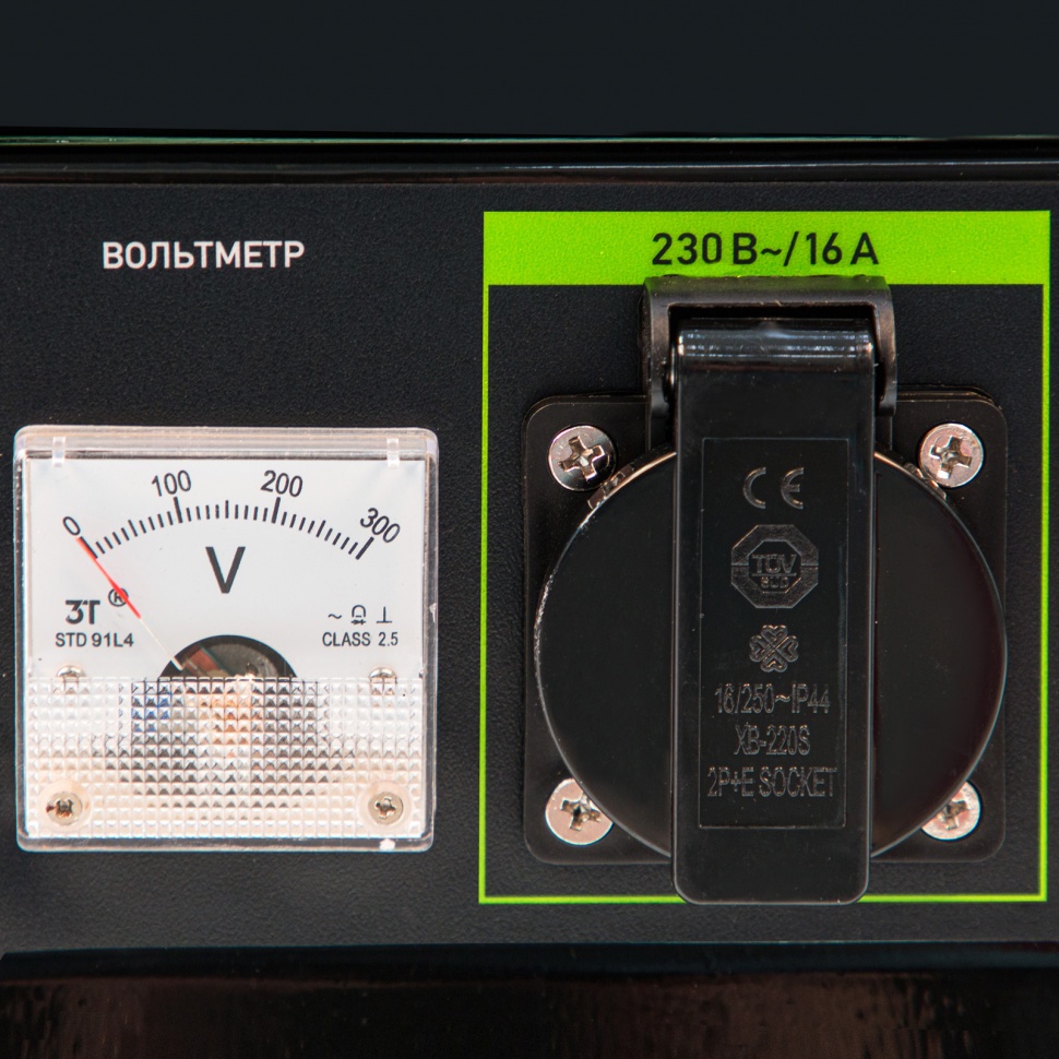 Генератор бензиновый БС-1200, 1 кВт, 230 В, четырехтактный, 5.5 л, ручной стартер Сибртех (94541)