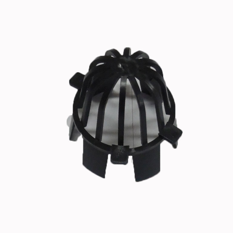 Защитная вставка для сбора листьев и мусора для лотков