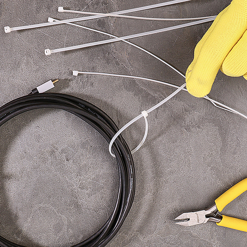 Хомуты нейлон 2,5 х 200 мм (набор 100 шт.), белые (1/10/200) "rexant" 07-0200-4