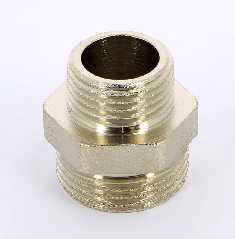 Ниппель редукция 3/4" x 1/2" (НР) никель UNI-FITT