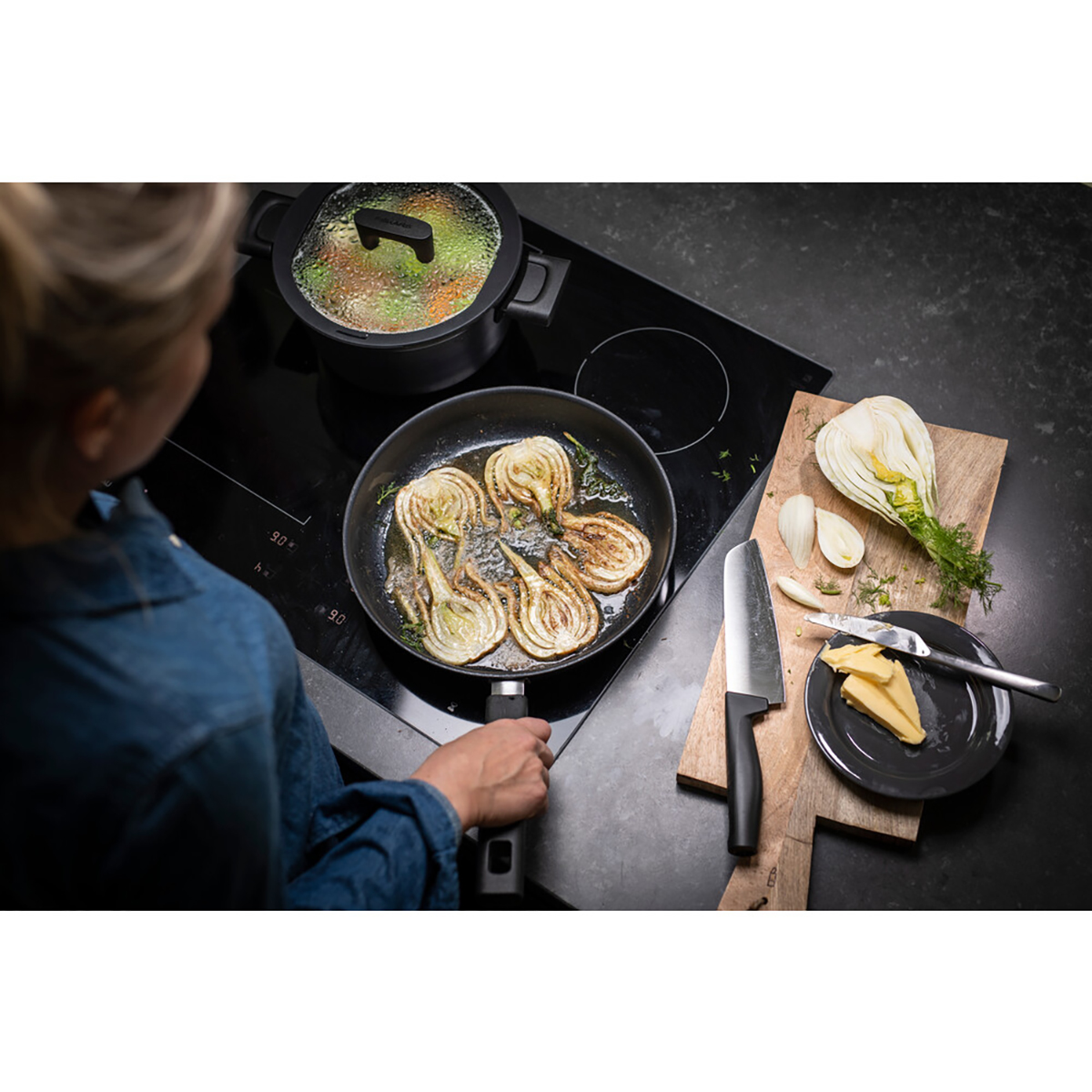 Нож сантоку "hard edge" 16,1 см (1/5) "fiskars" 1051761