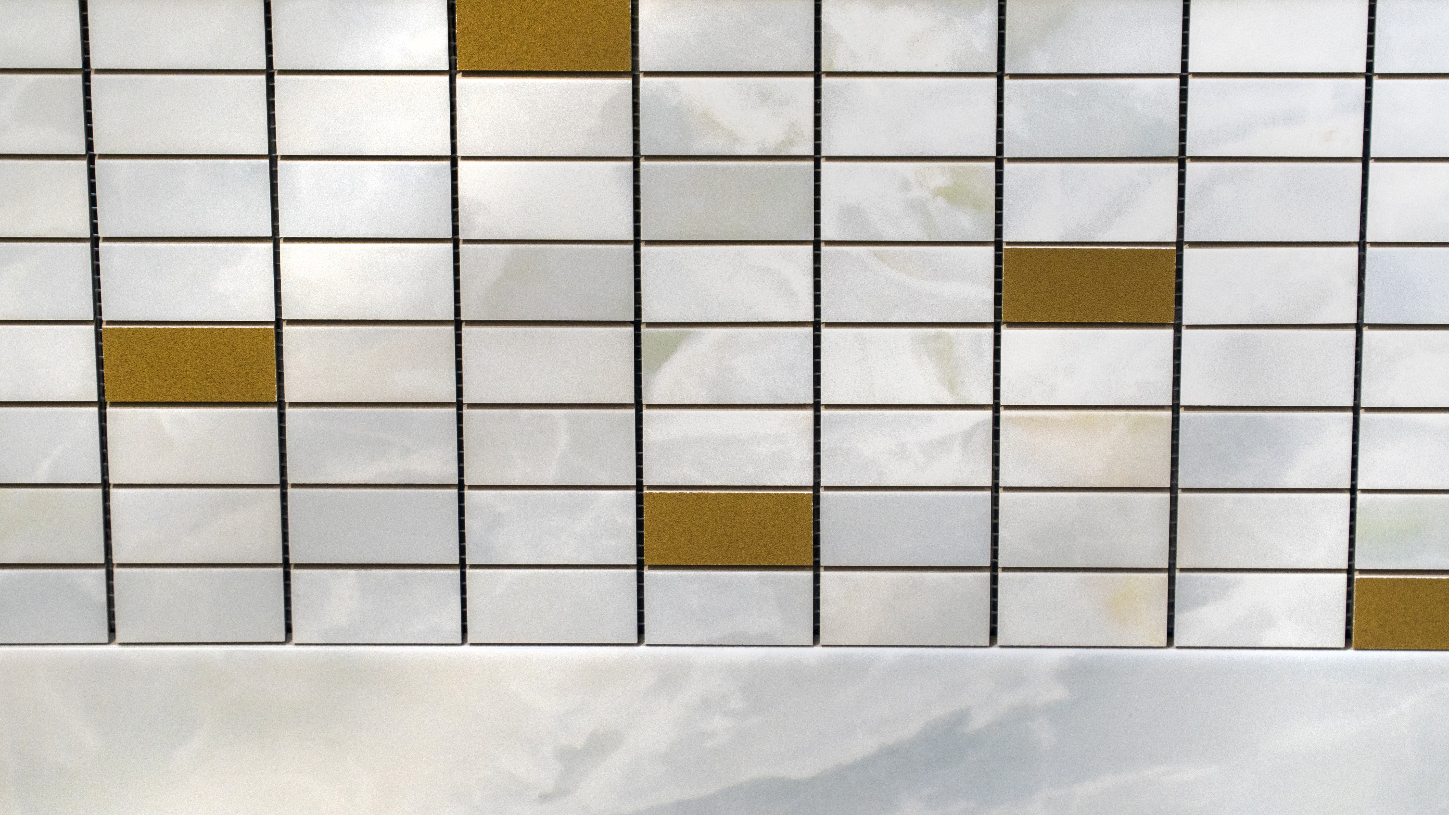 Eden декор мозаичный светло-голубой золото 20x60