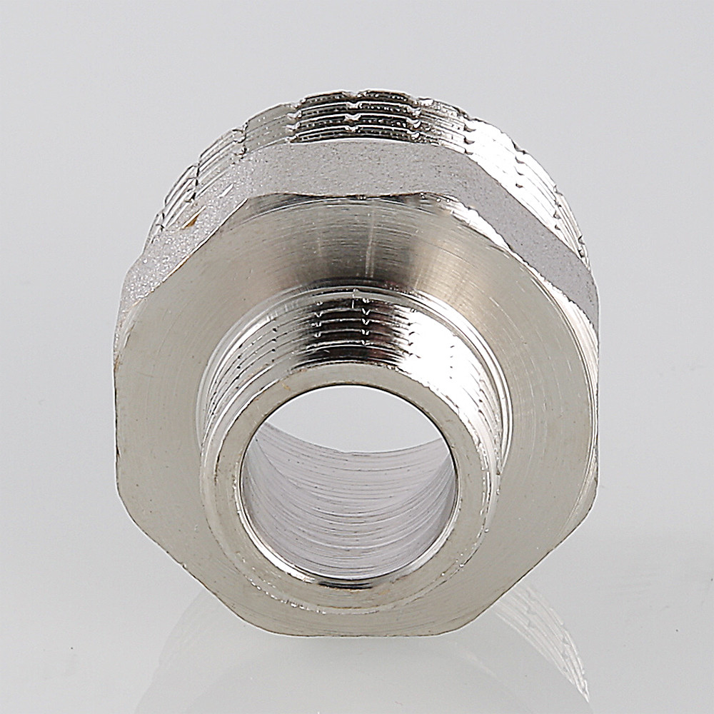Ниппель переходной резьбовой 3/8" х 1/4" (НР) латунь-никель VALTEC (VTr.580.N.0302)