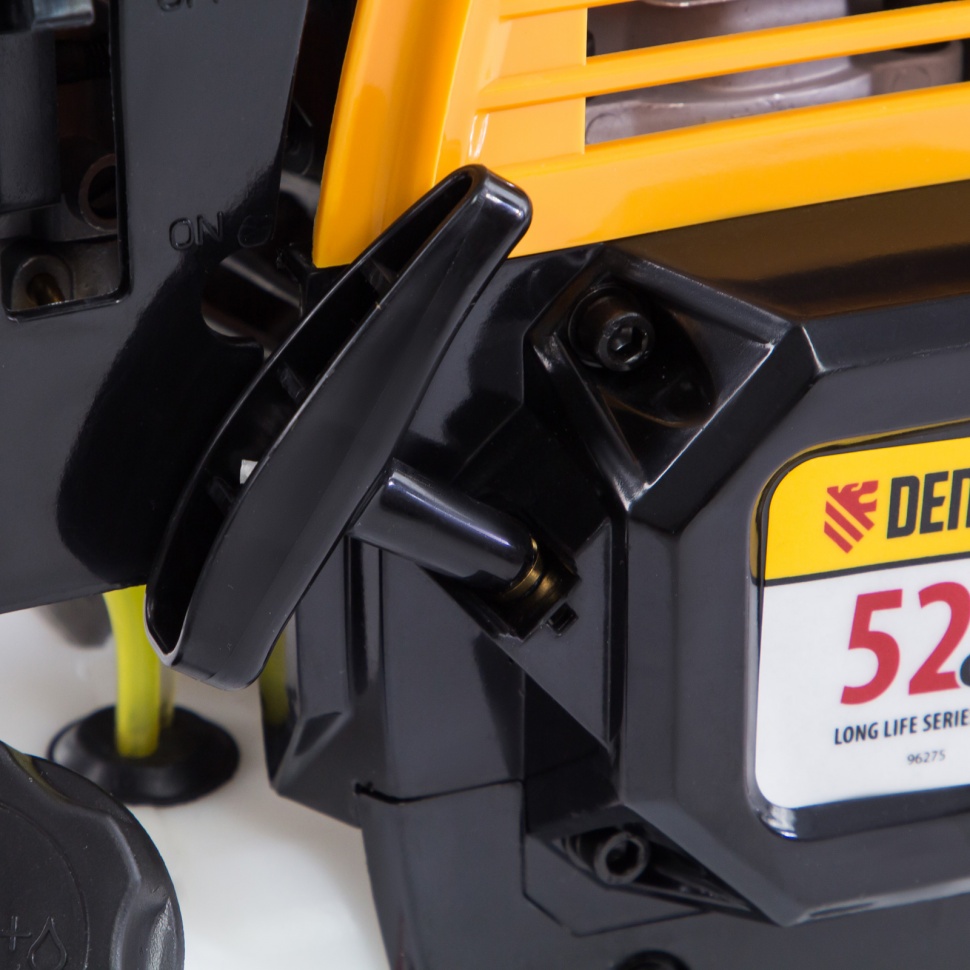 Триммер бензиновый DR-52, 52 см3, неразъемная штанга, состоит из 2 частей Denzel (96275)