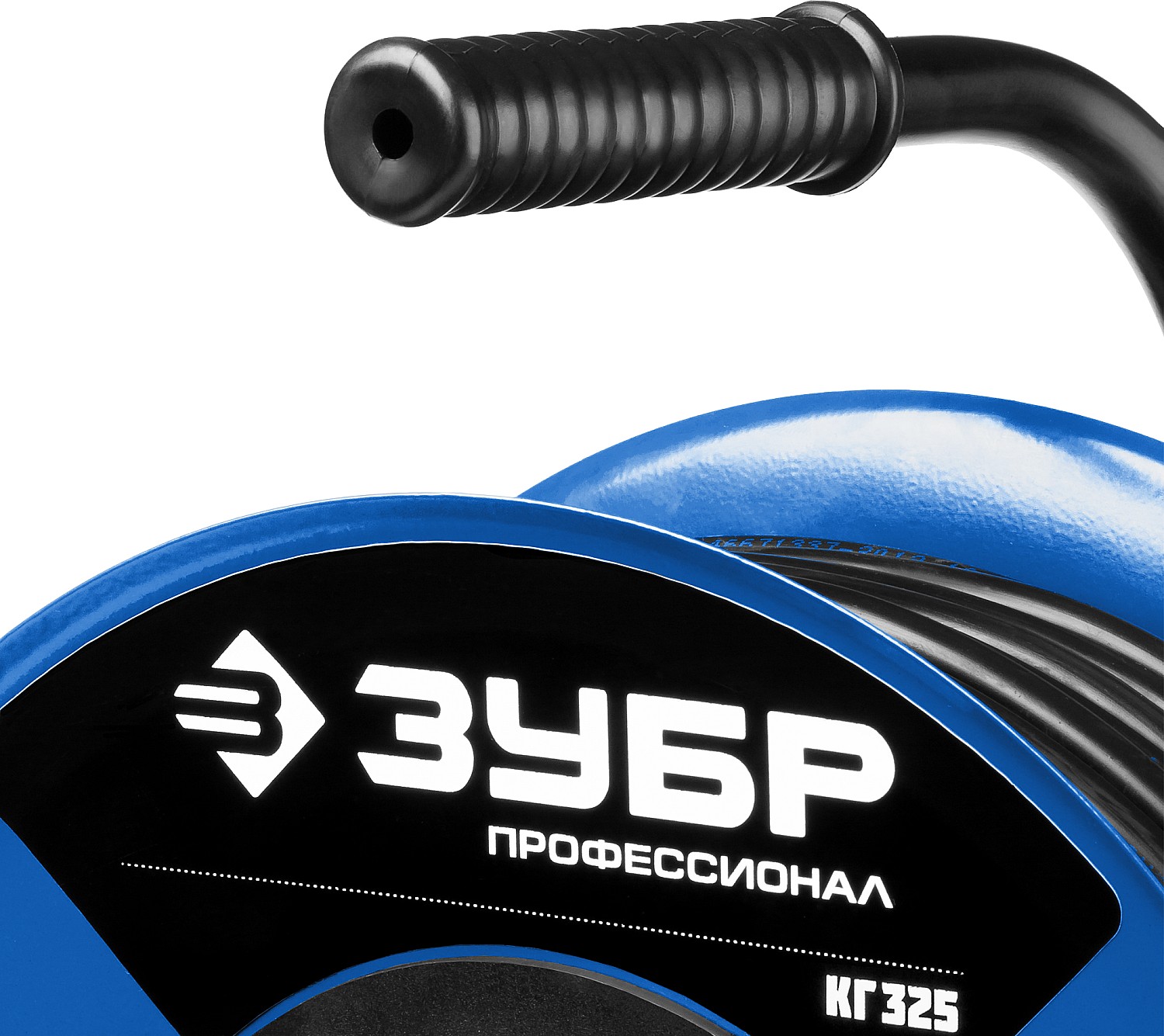 Силовой удлинитель на стальной катушке ЗУБР КГ 3х2.5 20м 4000Вт IP44, КГ 325