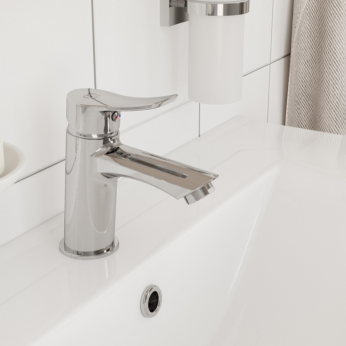 Смеситель для умывальника  amplex (1/12) "milardo" ampsb00m01