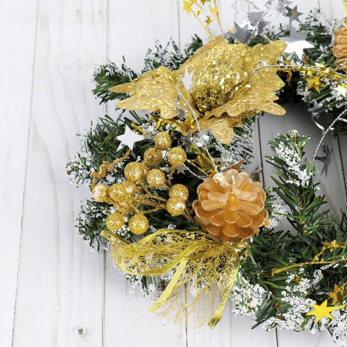 Венок новогодний "цветы и шишки" d-24 см (золото) (1/63) "зимнее волшебство" 4322935