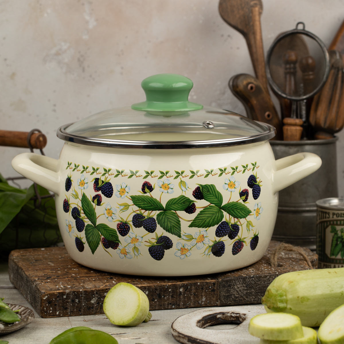 Кастрюля эмалиров. "ежевика" 3,3 л, 18 см стекл. крышка (1/6) "metrot"