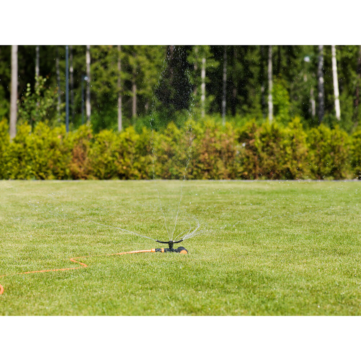 Дождеватель круговой на колесах (1/6) "fiskars" 1023657