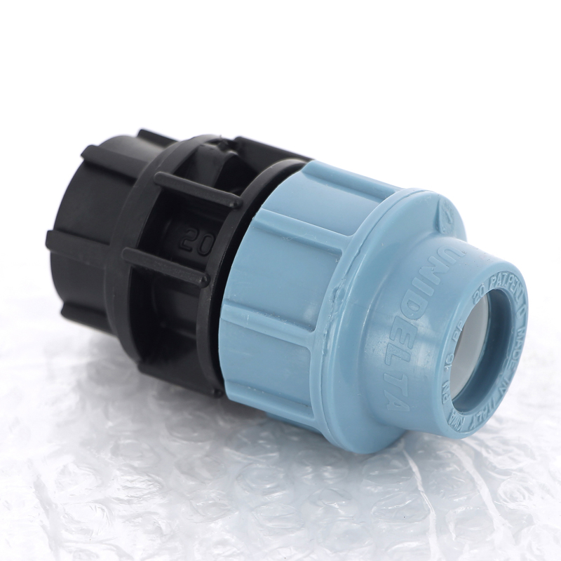 Муфта обжимная ВР 20 x 1/2" для водопроводных ПНД труб UNIDELTA